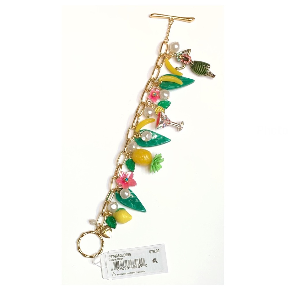 NWT Betsey Johnson💋ISLAND TIME HULA Gold Tone Stone/Faux Pearl Toggle Bracelet - Picture 4 of 9